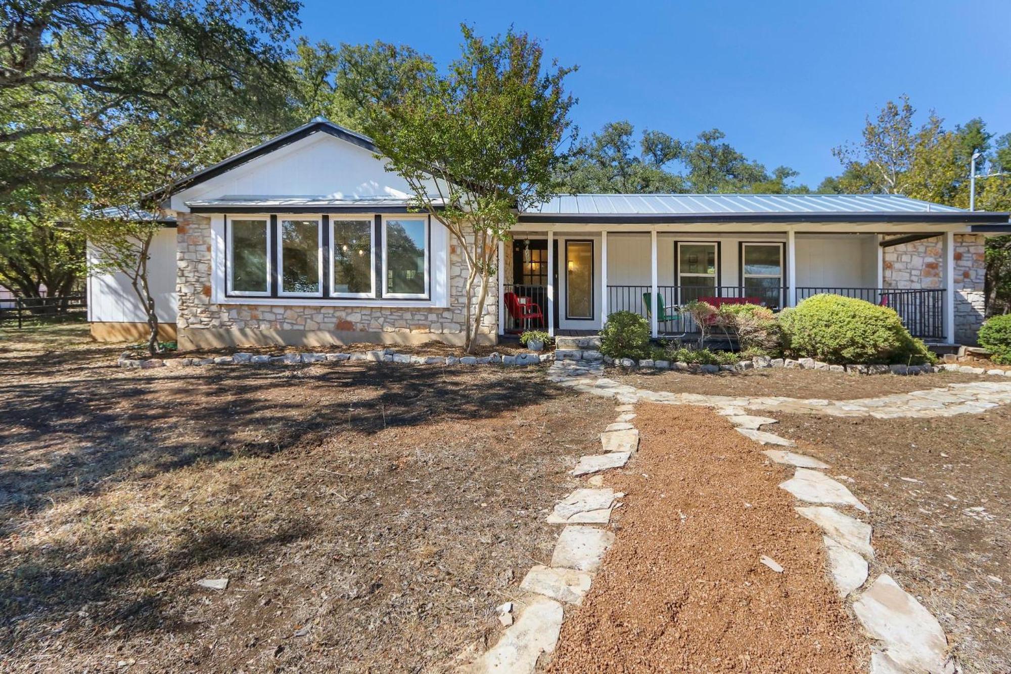 Red Donkey Cottage Wimberley Esterno foto